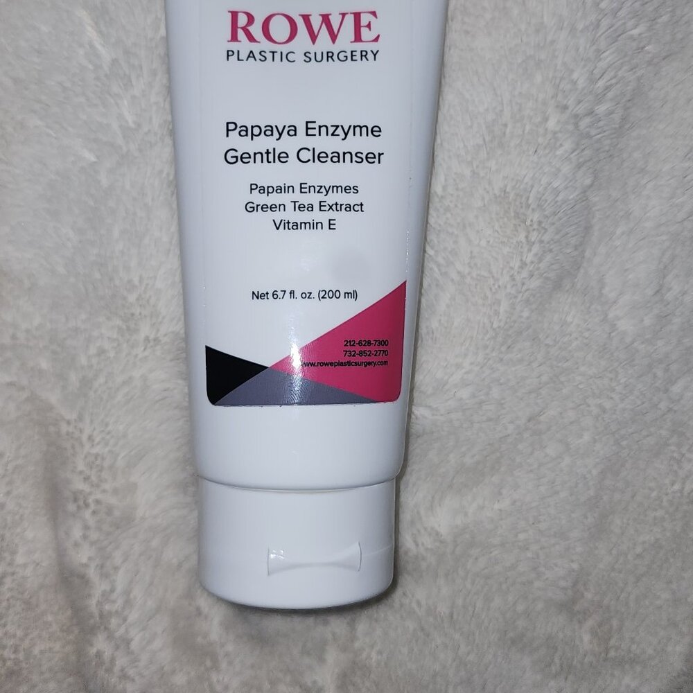 ROWE Plastic Surgery Papaya Enzyme Gentle Cleanser - Picture 2 of 3